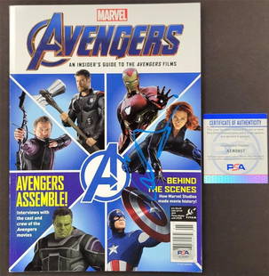 Chris Hemsworth Autographed Thor Marvel Avengers Magazine PSA/DNA: Chris Hemsworth Autographed Thor Marvel Avengers Magazine PSA/DNA This original Marvel Avengers magazine features a signature from Chris Hemsworth, known for his role as Thor. The autograph is authent