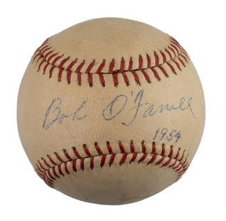 Bob O'Farrell Signed Baseball 1926 St. Louis Cardinals JSA LOA Rare: Bob O'Farrell Signed Baseball 1926 St. Louis Cardinals JSA LOA Rare This is a rare single signed baseball by Bob O'Farrell, a prominent catcher known for his impressive 21-year career in Major League