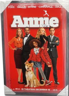 Annie Cast Autographed 27x40 Poster Framed Beckett Authenticated: Annie Cast Autographed 27x40 Poster Framed Beckett Authenticated This stunning 27x40 poster features the signatures of the renowned cast of Annie, including Jamie Foxx, Cameron Diaz, Quvenzhani Wallis