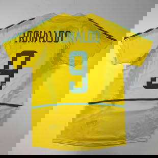 Ronaldo Nazario Autographed Brazil Soccer Jersey Beckett COA: Ronaldo Nazario Autographed Brazil Soccer Jersey Beckett COA This authentic Brazil soccer jersey is boldly autographed by legendary player Ronaldo Nazario, a standout in the World Cup league. The sign