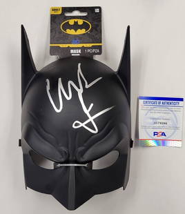 Christian Bale Autographed Batman Dark Knight Mask PSA/DNA: Christian Bale Autographed Batman Dark Knight Mask PSA/DNA This is an original prop mask from the iconic movie 'The Dark Knight,' signed by Christian Bale, who portrayed Batman. The autograph has been