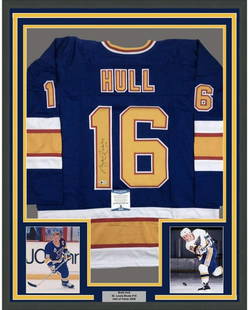 Brett Hull Autographed Framed Jersey 35x39 St. Louis Blues Beckett COA: Brett Hull Autographed Framed Jersey 35x39 St. Louis Blues Beckett COA This is an original, pre-owned framed jersey of Brett Hull, showcasing his distinguished career with the St. Louis Blues in the
