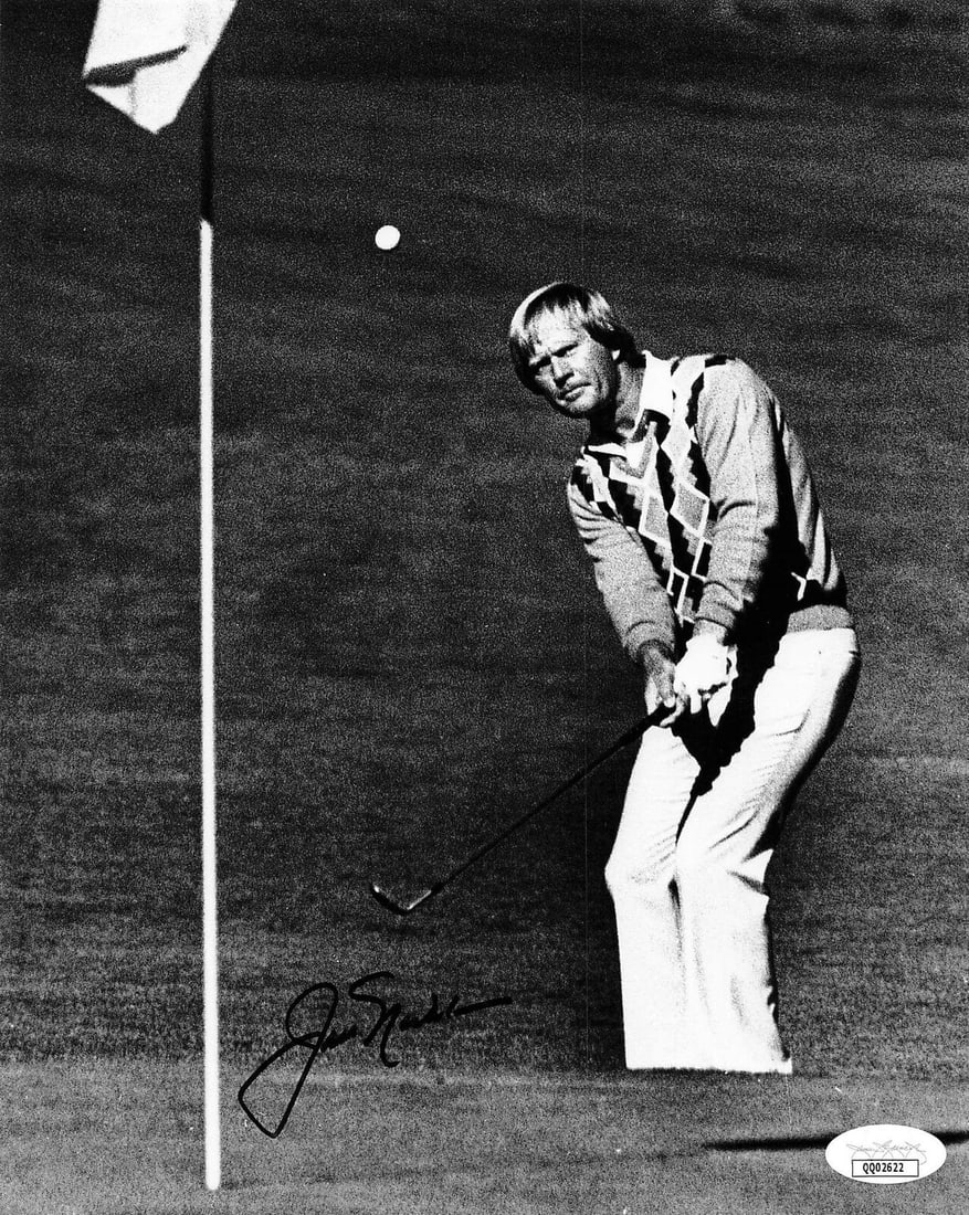 Jack Nicklaus Autographed 8x10 Photo PSA/DNA Certified Golf: Jack Nicklaus Autographed 8x10 Photo PSA/DNA Certified Golf This is an original 8x10 photograph of the legendary professional golfer Jack Nicklaus, featuring his authentic signature. The autograph has