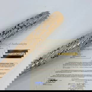 2010 San Francisco Giants Team Signed Bat Louisville Slugger JSA COA 28 Signatures: 2010 San Francisco Giants Team Signed Bat Louisville Slugger JSA COA 28 Signatures Celebrate the 2010 San Francisco Giants' remarkable World Series victory with this authentic team-signed Louisville