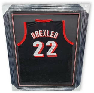 Clyde Drexler #22 Autographed Jersey Framed Portland Trailblazers Beckett: Clyde Drexler #22 Autographed Jersey Framed Portland Trailblazers Beckett Celebrate the legacy of Clyde Drexler with this autographed #22 jersey from the Portland Trailblazers. This original, pre-owne