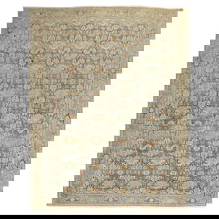 Early 20th Century Antique Persian Senneh Wool Rug 100 x 140 in: Early 20th Century Antique Persian Senneh Wool Rug 100 x 140 in Discover the exquisite beauty of this Antique Persian Senneh Room Size Rug, a stunning piece from the early 20th century. Hand-woven fro