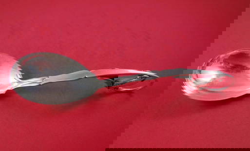 Georg Jensen Ornamental #141 Sterling Silver Berry Spoon 3-D Leaf Handle: Georg Jensen Ornamental #141 Sterling Silver Berry Spoon 3-D Leaf Handle This Ornamental #141 Berry Spoon by Georg Jensen is a stunning addition to any silverware collection. Crafted from high-quality