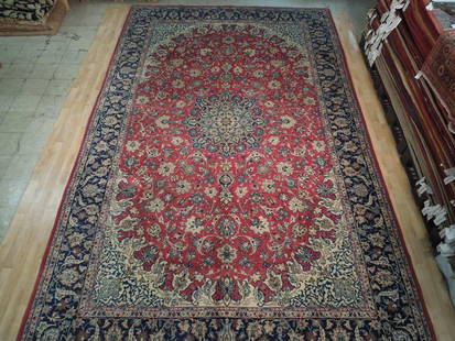 Stunning 10' x 16' 3" Red Persian Isfahan Rug Wool Silk Blend: Stunning 10' x 16' 3" Red Persian Isfahan Rug Wool Silk Blend Enhance your space with this stunning 10' x 16' 3" Red Persian Isfahan Rug, featuring an exquisite blend of modern and antique patterns. T