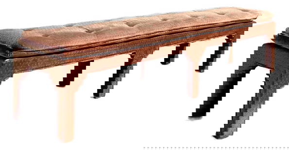 Vintage Boho Extra Long Tufted Bench with Carved Legs: Vintage Boho Extra Long Tufted Bench with Carved Legs Enhance your home with this Vintage Boho Tufted Extra Long Bench, showcasing a perfect blend of vintage bohemian elegance and modern functionality