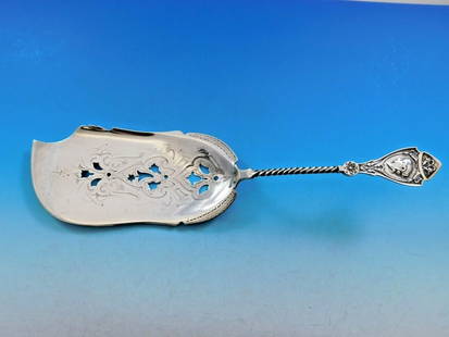 Wood & Hughes Sterling Silver Medallion Fish Server 11 5/8 Inch Twist Handle: Wood & Hughes Sterling Silver Medallion Fish Server 11 5/8 Inch Twist Handle This exquisite sterling silver fish server from Wood & Hughes showcases the elegant Medallion pattern, introduced in 1863.