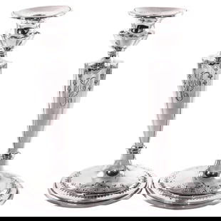 Gorham 1915 Sterling Silver Candlesticks Set of 2 9.5 in Tall: Gorham 1915 Sterling Silver Candlesticks Set of 2 9.5 in Tall This exquisite pair of sterling silver candlesticks, crafted by Gorham Silver Co in 1915, showcases the impeccable quality and craftsmansh