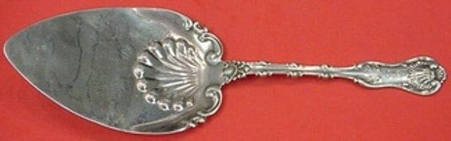 Whiting Imperial Queen Sterling Silver 9 Inch Pie Server Monogrammed: Whiting Imperial Queen Sterling Silver 9 Inch Pie Server Monogrammed Presenting the Imperial Queen pie server by Whiting, a stunning addition to your silverware collection. Crafted entirely from sterl