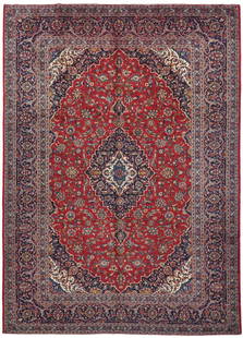 Vintage Handmade Oriental Floral Wool Area Rug 9'6 x 13'0: Vintage Handmade Oriental Floral Wool Area Rug 9'6 x 13'0 Enhance your living space with this stunning Traditional Vintage Handmade Oriental Rug. Featuring a vibrant floral pattern in rich red tones c