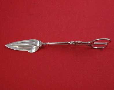 Georg Jensen Bernadotte Vintage Sterling Silver Pastry Tongs 8.5": Georg Jensen Bernadotte Vintage Sterling Silver Pastry Tongs 8.5" Experience the elegance of the Bernadotte pattern with these vintage pastry tongs by Georg Jensen. Crafted from high-quality sterling