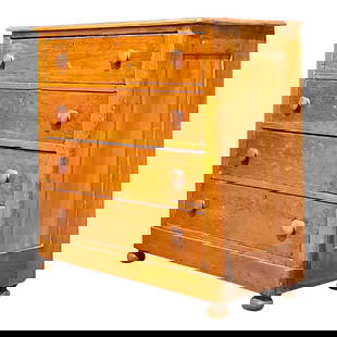Vintage Early American Pine Chest of Drawers 36 x 39 Auburn: Vintage Early American Pine Chest of Drawers 36 x 39 Auburn This Early 20th Century Early American Pine Chest of Drawers showcases a classic American Primitive design, featuring a stunning all-over pa