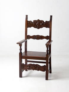 Vintage Italian Renaissance Throne Chair Dark Brown Finish: Vintage Italian Renaissance Throne Chair Dark Brown Finish This vintage Italian throne chair showcases classic Renaissance style, expertly crafted from wood and featuring a rich dark brown painted fin