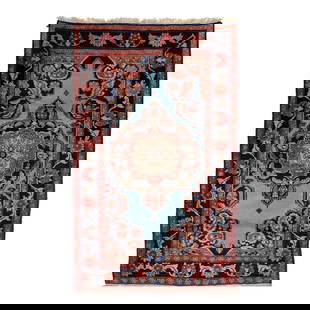 1920s Handmade Mahal Wool Rug Blue Floral Design 4'8 x 7'6: 1920s Handmade Mahal Wool Rug Blue Floral Design 4'8 x 7'6 This exquisite, hand-knotted Antique Mahal wool rug showcases a stunning blue field adorned with a vibrant red and beige floral motif. Origin