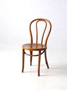 Antique Jacob & Josef Kohn Bentwood Chair Art Deco Design: Antique Jacob & Josef Kohn Bentwood Chair Art Deco Design This antique bentwood chair from the Heritage Collection showcases the craftsmanship of Jacob & Josef Kohn and Mundus. Its elegant curved line