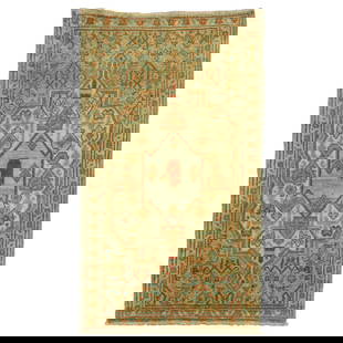 Antique 20th Century Persian Senneh Mat Rug Hand-Woven Wool 22x36: Antique 20th Century Persian Senneh Mat Rug Hand-Woven Wool 22x36 This exquisite 20th Century Antique Persian Senneh Mat is a remarkable example of traditional craftsmanship. Measuring 22 in x 36 in (