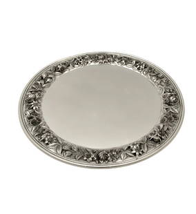 Antique S. Kirk & Son 925 Sterling Silver Floral Round Tray 12 Inches: Antique S. Kirk & Son 925 Sterling Silver Floral Round Tray 12 Inches This exquisite antique round tray by S. Kirk & Son is crafted from high-quality .925 sterling silver and showcases stunning handma