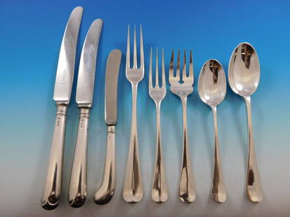 Cooper Bros Queen Anne Sterling Silver Flatware Set 48 Pieces with Storage Chest: Cooper Bros Queen Anne Sterling Silver Flatware Set 48 Pieces with Storage Chest Presenting an exceptional Queen Anne flatware service set by Cooper Bros. from England, consisting of 48 pieces crafted