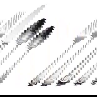 Lenox Seashell Design 60 Piece Stainless Steel Flatware Set: Lenox Seashell Design 60 Piece Stainless Steel Flatware Set Enhance your dining experience with this exquisite 60-piece flatware set from Lenox, featuring a charming seashell design on each handle. Cr