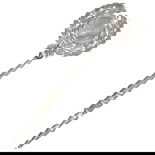 19th Century French Pewter Magnifying Glass with Laurel Leaf Design: 19th Century French Pewter Magnifying Glass with Laurel Leaf Design This exquisite 19th Century French magnifying glass features a hand-crafted pewter frame adorned with intricate laurel leaf decor. T