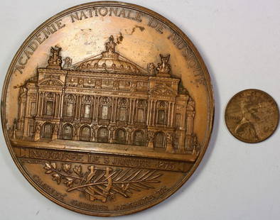 1875 Academie Nationale De Musique Bronze Commemorative Medal: 1875 Academie Nationale De Musique Bronze Commemorative Medal This large commemorative medal from the Academie Nationale De Musique, minted in 1875, showcases exquisite craftsmanship in bronze. It is