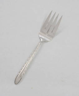 Towle Silver Flutes Sterling Silver 9 Inch Serving Fork No Monogram: Towle Silver Flutes Sterling Silver 9 Inch Serving Fork No Monogram This exquisite serving fork from the Silver Flutes collection by Towle is crafted from high-quality sterling silver. Designed for se