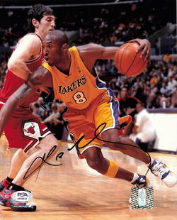 Kobe Bryant Autographed 8x10 Photo PSA/DNA Los Angeles Lakers: Kobe Bryant Autographed 8x10 Photo PSA/DNA Los Angeles Lakers This is an original 8x10 photo signed by Los Angeles Lakers legend Kobe Bryant. The autograph has been authenticated by PSA/DNA, ensuring