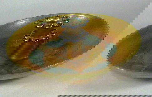 Tiffany Favrile Antique Iridescent Glass Bowl 13 3/4 Inches: Tiffany Favrile Antique Iridescent Glass Bowl 13 3/4 Inches This exquisite Tiffany Favrile bowl, dating from circa 1900-1915, showcases a stunning iridescent gold finish. Its large form, measuring 13