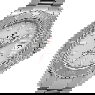 ROLEX Yacht Master 40 Model 16622 P Serial Automatic Gray Dial: ROLEX Yacht Master 40 Model 16622 P Serial Automatic Gray Dial Introducing the ROLEX Yacht Master 40, a timeless wristwatch that embodies the perfect blend of luxury and functionality. This model,