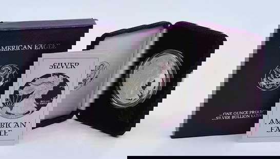 1986-S American Proof Silver Eagle Coin in Original Packaging: 1986-S American Proof Silver Eagle Coin in Original Packaging This stunning 1986-S American Proof Silver Eagle coin is a must-have for collectors. Featuring a beautiful proof finish, this coin contain