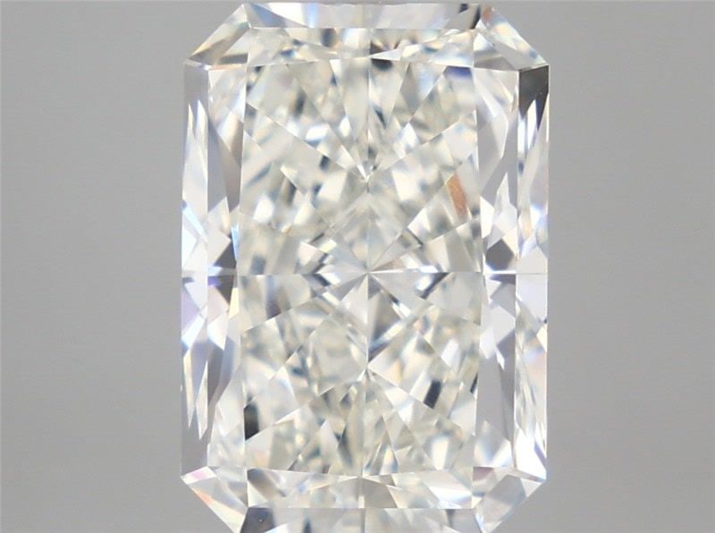 Loose Diamond - RADIANT 4.6ct G VS1: Loose Diamond - RADIANT 4.6ct G VS1 Source: This is a real non-mined Diamond that has been grown in a lab Shape: RADIANT Carats: 4.6 Color: G Clarity: VS1 Certification: IGI Video: