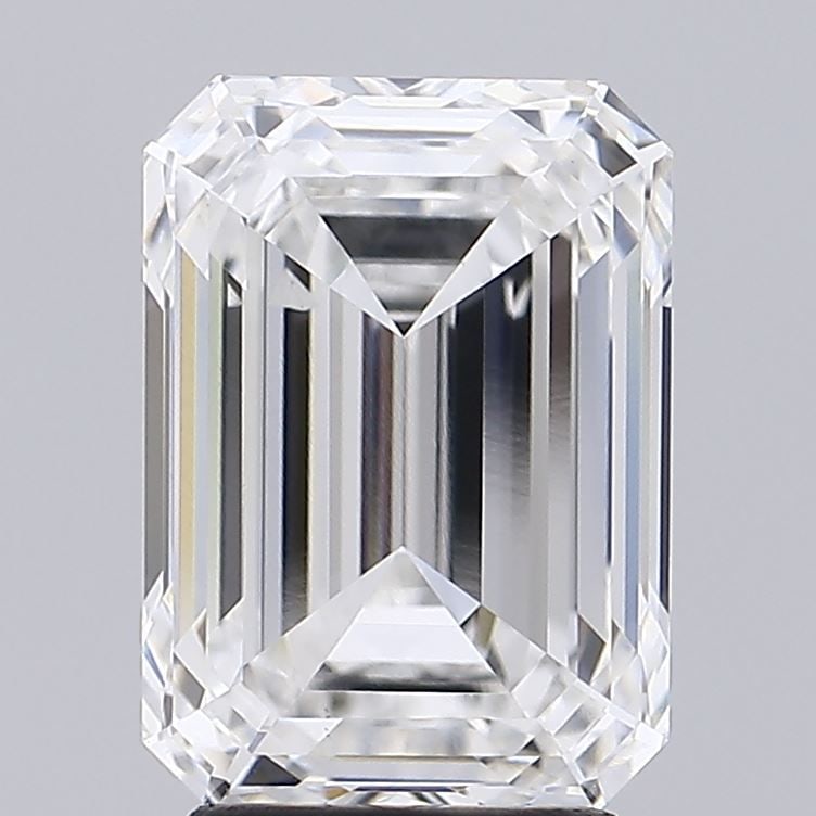 Loose Diamond - EMERALD 3.77ct F SI1: Loose Diamond - EMERALD 3.77ct F SI1 Source: This is a real non-mined Diamond that has been grown in a lab Shape: EMERALD Carats: 3.77 Color: F Clarity: SI1 Certification: IGI Video:
