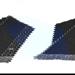 Christian Dior 21P0001A0606 Navy Wool Heart Stole 1.72m x 44.5cm: Christian Dior 21P0001A0606 Navy Wool Heart Stole 1.72m x 44.5cm Elevate your style with this luxurious Christian Dior Heart Scarf, expertly crafted from high-quality wool. Designed for both men and