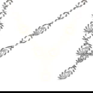 14k White Gold Diamond Pearl Necklace 1.00ct Elegant Design: 14k White Gold Diamond Pearl Necklace 1.00ct Elegant Design This exquisite necklace is crafted from 14k white gold, showcasing a stunning design with oval links on either side featuring a diamond
