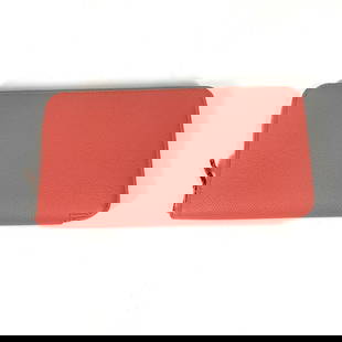 Hermes Azap Long Wallet Flamingo Pink Leather 7.7x4.1 inches: Hermes Azap Long Wallet Flamingo Pink Leather 7.7x4.1 inches This exquisite Hermes Azap Long Long wallet features a stunning flamingo pink leather exterior, designed for women. Its bi-fold style