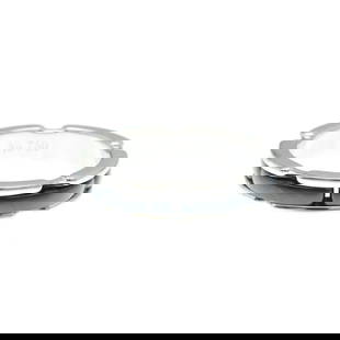 Chanel Ultra Collection 18K White Gold Ceramic Band Ring Black White: Chanel Ultra Collection 18K White Gold Ceramic Band Ring Black White Discover the elegance of the Chanel Ultra Collection Ring, crafted with a stunning combination of ceramic and luxurious 18K white