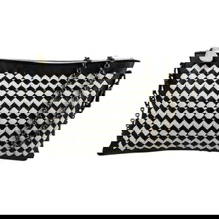 Bottega Veneta Black and White Intrecciato Leather Shoulder Bag: Bottega Veneta Black and White Intrecciato Leather Shoulder Bag Elevate your style with this Bottega Veneta Shoulder Bag Chain Wallet, expertly crafted from luxurious leather. This chic bag features