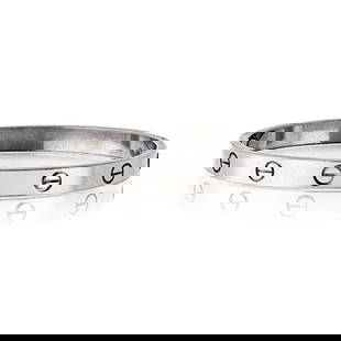 Cartier Love Bracelet 18K White Gold Size 17 Authentic: Cartier Love Bracelet 18K White Gold Size 17 Authentic This pre-owned Cartier Love Bracelet in 18k White Gold (Size 17) is a timeless expression of elegance and sophistication. Featuring the iconic
