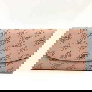 Louis Vuitton Monogram Mahina Iris Wallet Magnolia Pink with Initials MEG: Louis Vuitton Monogram Mahina Iris Wallet Magnolia Pink with Initials MEG Introducing the Louis Vuitton Monogram Mahina Portefeuille Iris Wallet, a stunning long wallet designed for women. Crafted