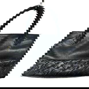 Chanel Matelasse Black Leather Handbag 20cm x 29cm x 12.5cm: Chanel Matelasse Black Leather Handbag 20cm x 29cm x 12.5cm This elegant CHANEL Matelasse handbag is a quintessential accessory for the modern woman. Crafted from high-quality leather, it features a