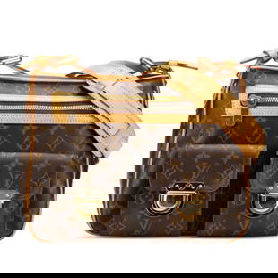Louis Vuitton Monogram Hudson GM Brown PVC Leather Shoulder Bag Women's: Louis Vuitton Monogram Hudson GM Brown PVC Leather Shoulder Bag Women's Elevate your style with this Louis Vuitton Monogram Hudson GM Shoulder Bag, designed for the modern woman. Crafted from durable