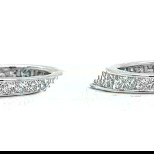 18K White Gold 2.15 Ct Diamond Eternity Band 27 Stones: 18K White Gold 2.15 Ct Diamond Eternity Band 27 Stones This stunning 18K White Gold Eternity Band showcases a beautiful arrangement of 27 diamonds, with a total carat weight of approximately 2.15 ct.