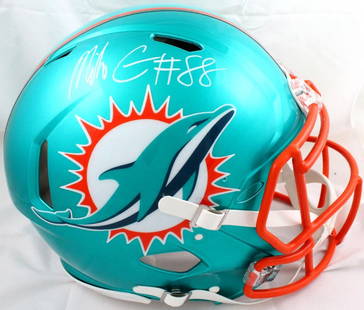 Mike Gesicki Signed Miami Dolphins Authentic F/S Flash Helmet Beckett Authenticated: Mike Gesicki Signed Miami Dolphins Authentic F/S Flash Helmet Beckett Authenticated This authentic Miami Dolphins full-size Flash Speed helmet is autographed by player Mike Gesicki. The helmet is an