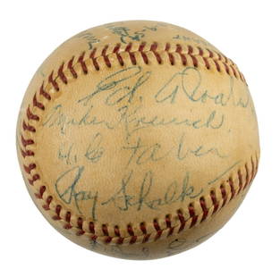 Chicago White Sox Signed Baseball HOF Ed Walsh Comiskey Faber JSA LOA: Chicago White Sox Signed Baseball HOF Ed Walsh Comiskey Faber JSA LOA This official American League baseball, produced by Harridge, is a remarkable piece of sports memorabilia featuring the autographs