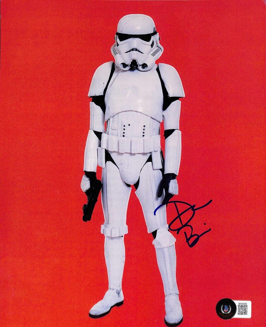 Don Bies Star Wars ESB Signed 8x10 Photo Beckett Authenticated: Don Bies Star Wars ESB Signed 8x10 Photo Beckett Authenticated This stunning 8 x 10 photograph is autographed by Don Bies, a notable figure who contributed to the Star Wars universe at ILM, working on