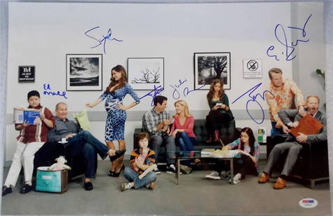 MODERN FAMILY Signed 12x18 Photo Ed O'Neill Sofia Vergara Ty Burrell PSA/DNA: MODERN FAMILY Signed 12x18 Photo Ed O'Neill Sofia Vergara Ty Burrell PSA/DNA This is an original 12x18 photograph from the popular television show MODERN FAMILY, featuring the signatures of cast membe