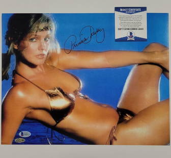 Priscilla Presley Autographed 11x14 Photo Elvis Beckett COA: Priscilla Presley Autographed 11x14 Photo Elvis Beckett COA This is an original 11x14 photograph signed by Priscilla Presley, featuring her autograph. The item is authenticated by Beckett, ensuring it